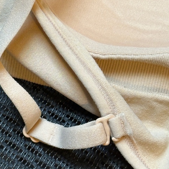 Removable Straps, Convertible Cream Padded Bra 38A strapless halter everyday - Picture 6 of 9